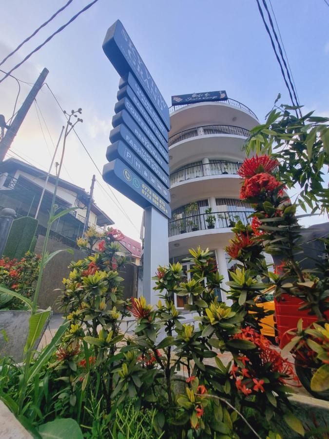 Sky View Grand Hotel แคนดี้ ภายนอก รูปภาพ