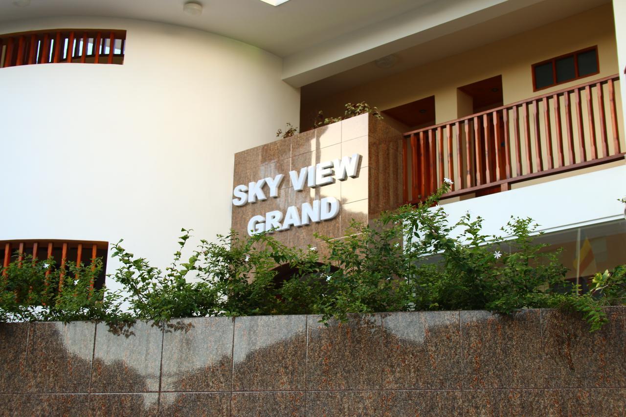 Sky View Grand Hotel แคนดี้ ภายนอก รูปภาพ